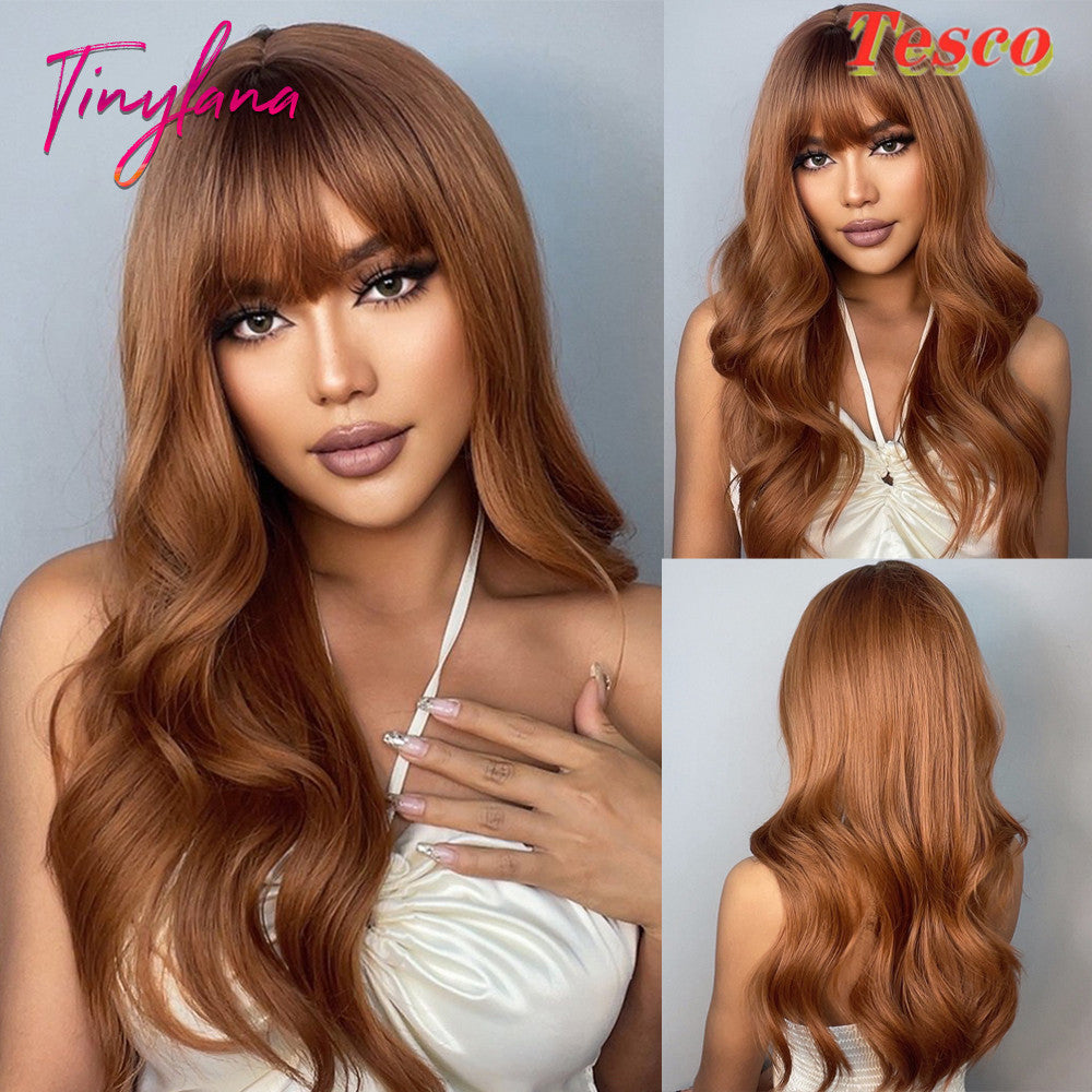 Women Wear Wavy Wigs Women Wear Wavy Wigs